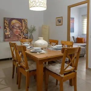 https://casa-mikyta-2.tenerifehoteles.net